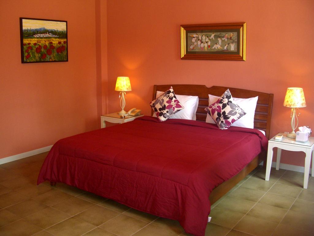 Pictory Garden Resort Sattahip Esterno foto
