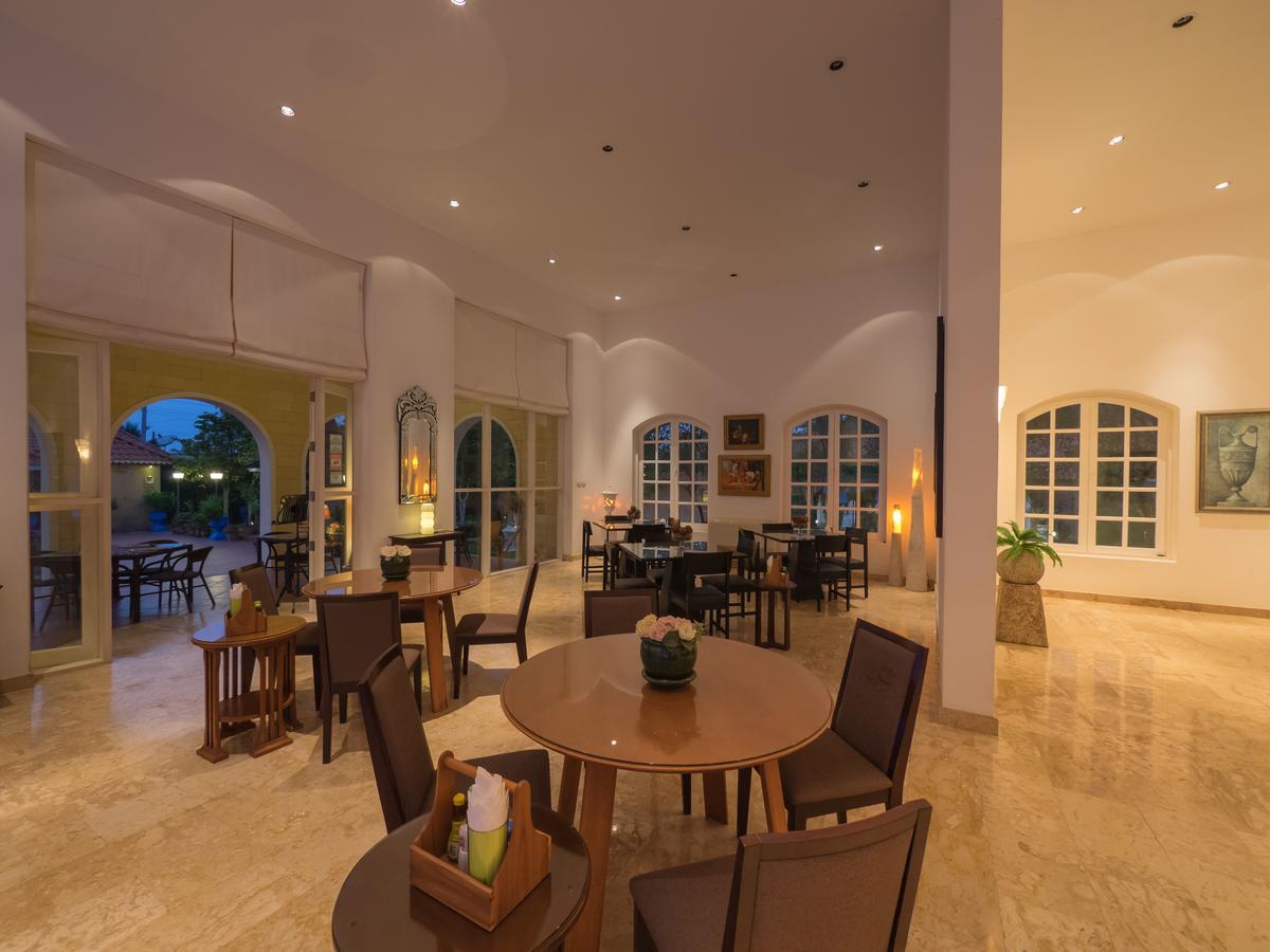 Pictory Garden Resort Sattahip Esterno foto