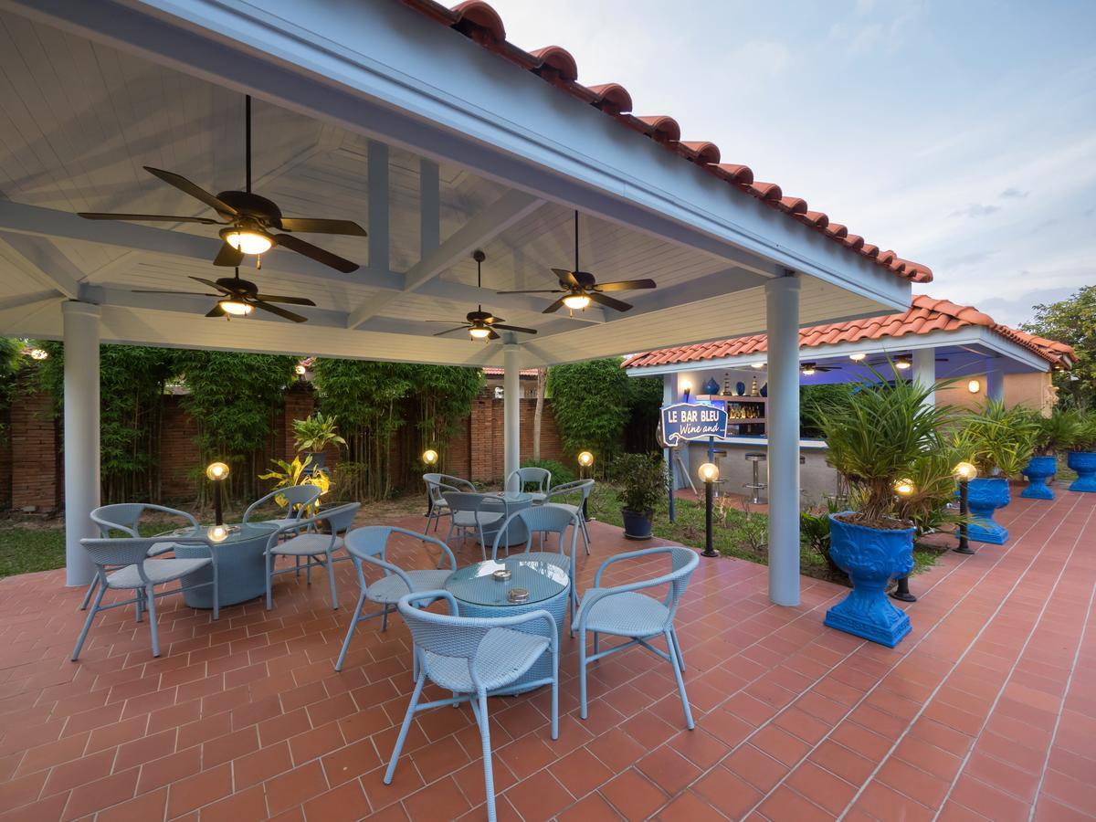 Pictory Garden Resort Sattahip Esterno foto